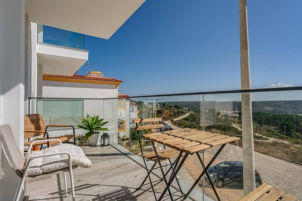 Happiness Apartment - 2Bedroom Apt In Aljezur Exterior foto